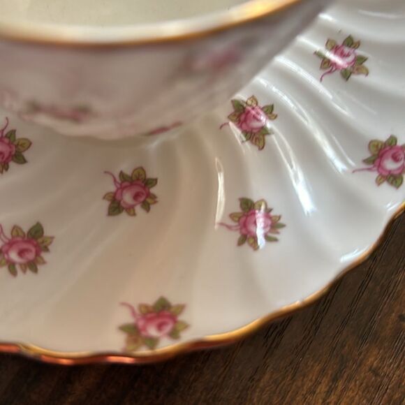 Vintage Aynsley Rosebud Pattern Teacup and Saucer England - Picture 8 of 8